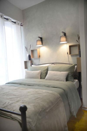Hara's Apartment